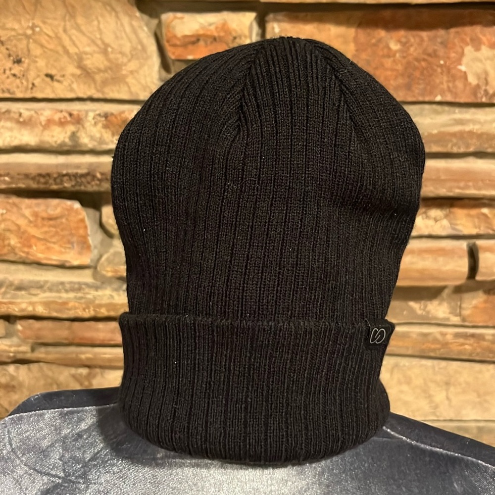CALIA by Carrie Underwood Ribbed Knit Black Rolled Brim Beanie